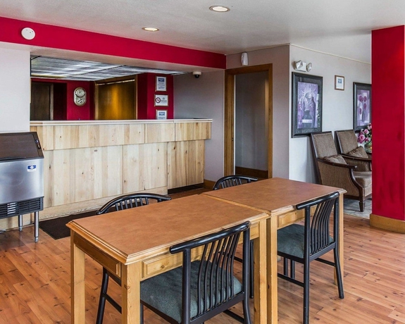 Imagen de los interiores del Hotel FairBridge Inn Express Billings Airport. Foto 19