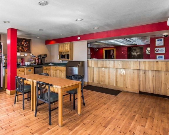 Imagen del bar/restaurante del Hotel FairBridge Inn Express Billings Airport. Foto 2