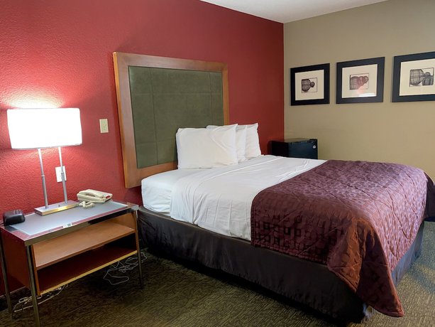 Imagen de la habitación del Hotel FairBridge Inn and Suites Fort Wayne. Foto 10