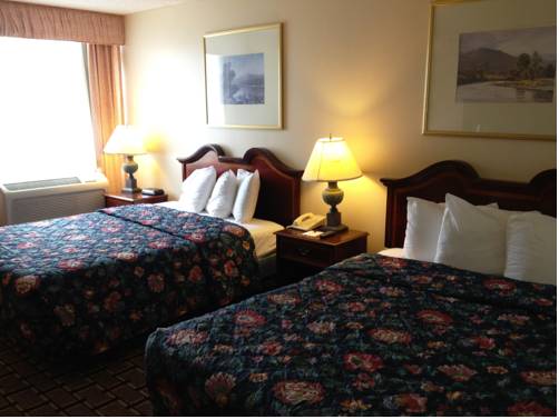 Imagen de la habitación del Hotel Fairbridge Cleveland East. Foto 7