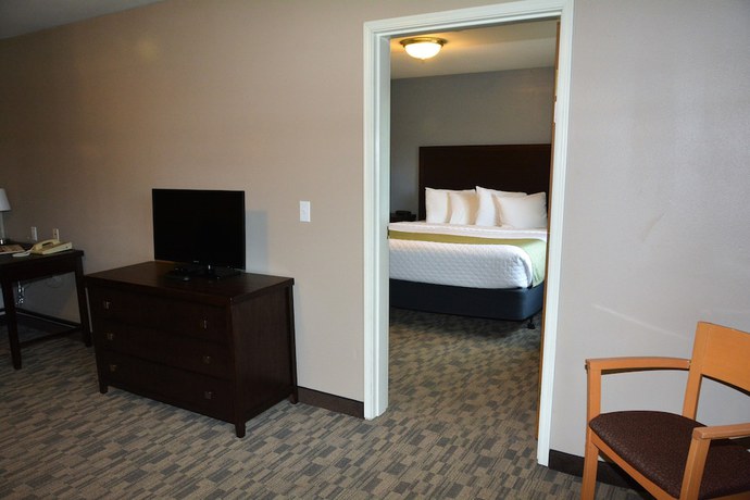 Imagen de la habitación del Hotel Fairbridge Inn And Suites Dupont. Foto 9