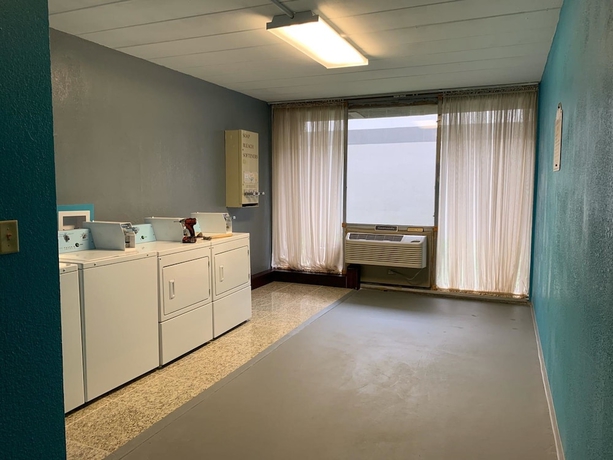 Imagen de los interiores del Hotel Fairbridge Inn Express Melrose Park. Foto 18