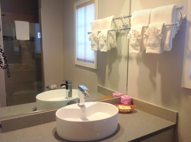 Imagen de la habitación del Hotel Fairbridge Inn and Suites Merced/gateway To Yosemite. Foto 4