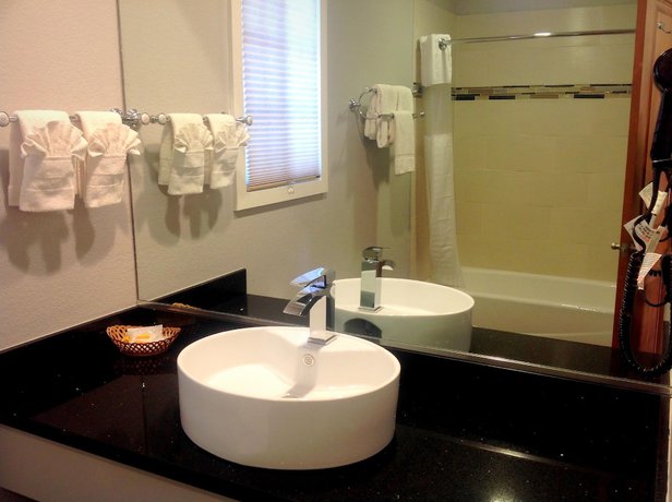 Imagen de la habitación del Hotel Fairbridge Inn and Suites Merced/gateway To Yosemite. Foto 6