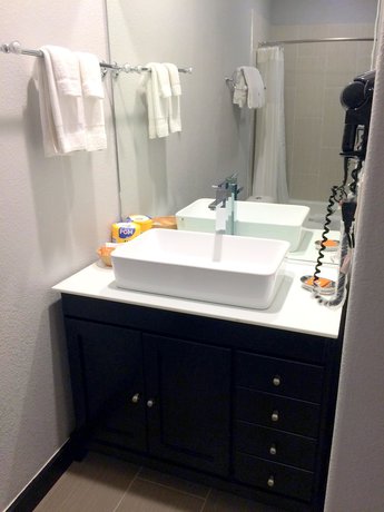 Imagen de la habitación del Hotel Fairbridge Inn and Suites Merced/gateway To Yosemite. Foto 20