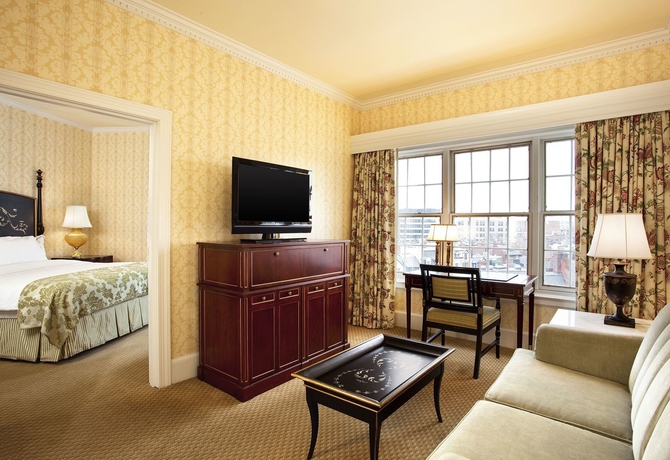 Imagen de los interiores del Hotel Fairfax At Embassy Row. Foto 7