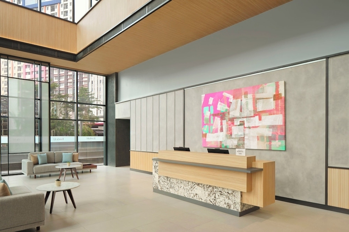 Imagen de los interiores del Hotel Fairfield By Marriott Bekasi. Foto 16