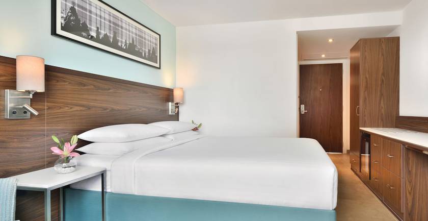 Imagen del bar/restaurante del Hotel Fairfield By Marriott Chennai Omr. Foto 3