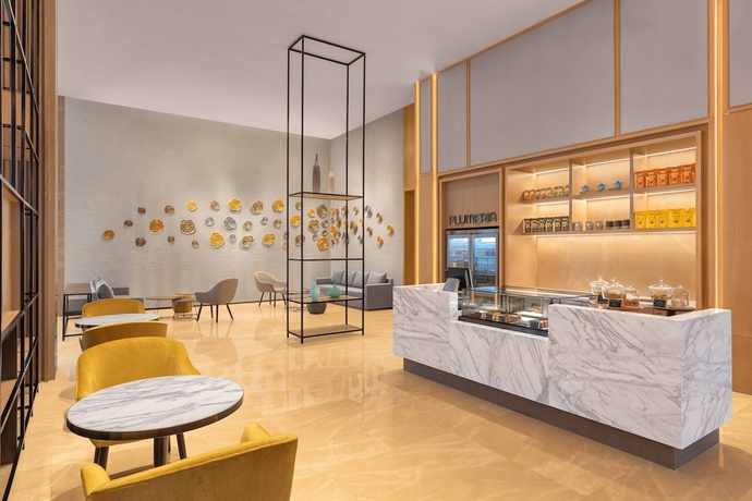 Imagen del bar/restaurante del Hotel Fairfield By Marriott Dehradun. Foto 2