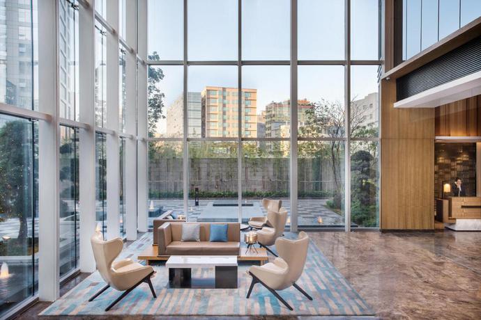 Imagen de los interiores del Hotel Fairfield By Marriott Dongguan Changping. Foto 5