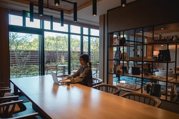 Imagen general del Hotel Fairfield By Marriott Gifu Seiryu Satoyama Park. Foto 2