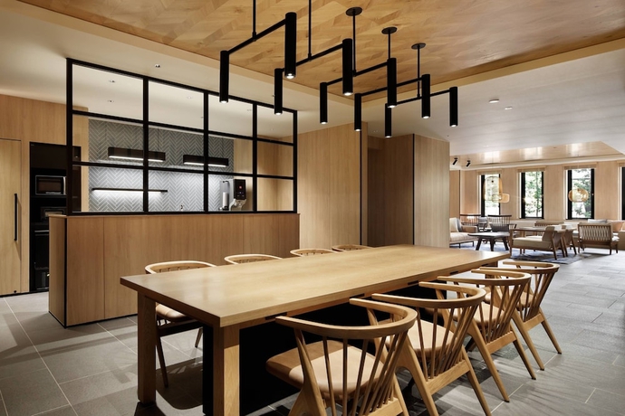 Imagen de los interiores del Hotel Fairfield By Marriott Gifu Seiryu Satoyama Park. Foto 17