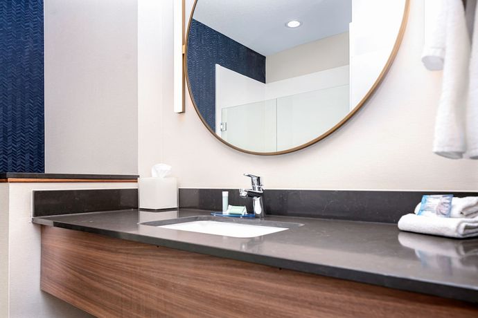 Imagen de la habitación del Hotel Fairfield By Marriott Inn And Suites Corinth South Denton Area. Foto 10