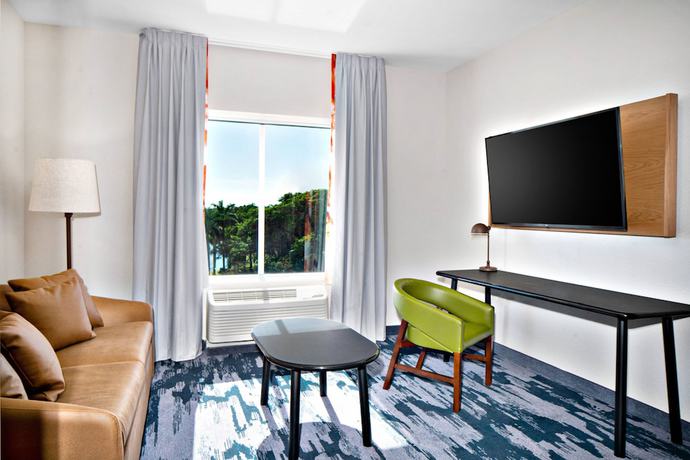 Imagen de la habitación del Hotel Fairfield By Marriott Inn And Suites Deerfield Beach Boca Raton. Foto 14