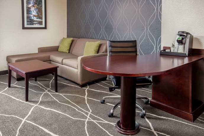 Imagen de la habitación del Hotel Fairfield By Marriott Inn And Suites Fresno River Park. Foto 18