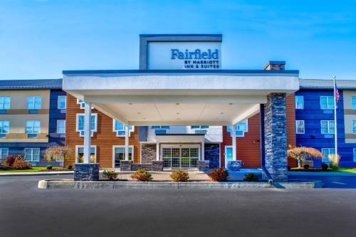 Imagen de los exteriores del Hotel Fairfield By Marriott Inn & Suites Cortland. Foto 8
