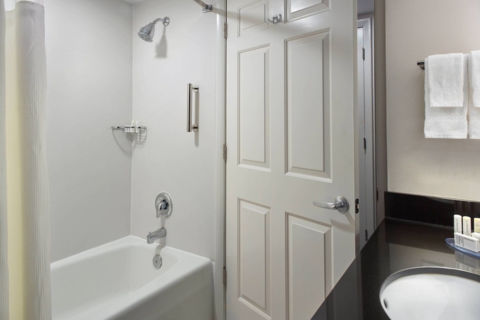 Imagen de la habitación del Hotel Fairfield By Marriott Inn and Suites Asheville Outlets. Foto 8