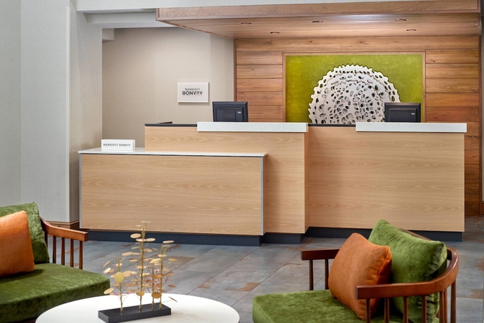 Imagen de los interiores del Hotel Fairfield By Marriott Inn and Suites Asheville Outlets. Foto 10