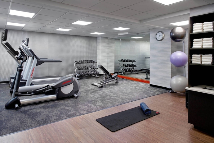 Imagen de los interiores del Hotel Fairfield By Marriott Inn and Suites Asheville Outlets. Foto 12