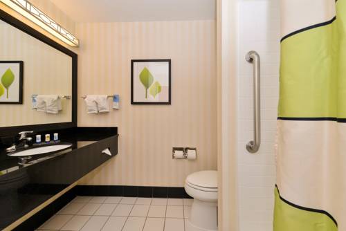Imagen de la habitación del Hotel Fairfield By Marriott Inn and Suites Columbus Hilliard. Foto 5