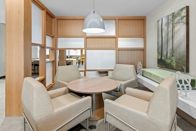 Imagen de los interiores del Hotel Fairfield By Marriott Inn and Suites Emporia. Foto 14