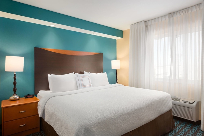 Imagen de la habitación del Hotel Fairfield By Marriott Inn and Suites Houston North/cypress Station. Foto 8