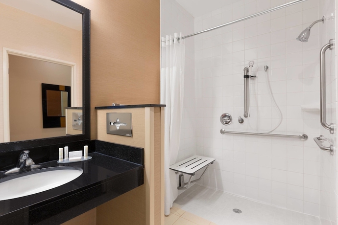 Imagen de la habitación del Hotel Fairfield By Marriott Inn and Suites Houston North/cypress Station. Foto 10