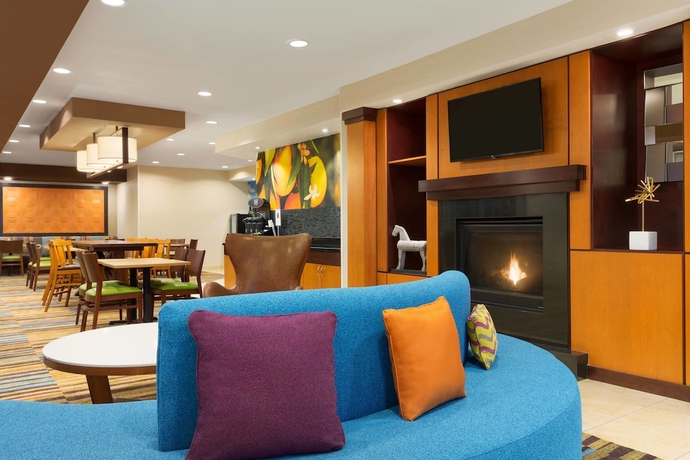 Imagen de los interiores del Hotel Fairfield By Marriott Inn and Suites Houston North/cypress Station. Foto 16