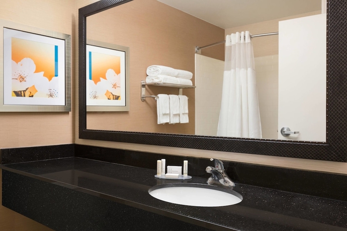 Imagen de la habitación del Hotel Fairfield By Marriott Inn and Suites Houston North/cypress Station. Foto 12