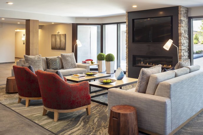 Imagen de los interiores del Hotel Fairfield By Marriott Inn and Suites Providence Airport Warwick. Foto 15