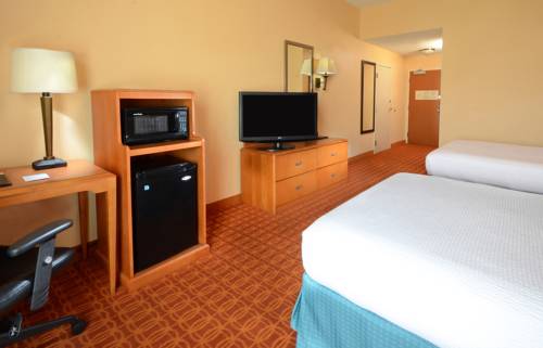 Imagen de la habitación del Hotel Fairfield By Marriott Inn and Suites Richmond Innsbrook. Foto 12