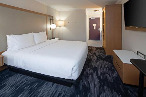 Imagen de la habitación del Hotel Fairfield By Marriott Inn and Suites Seattle Sea-tac Airport. Foto 11