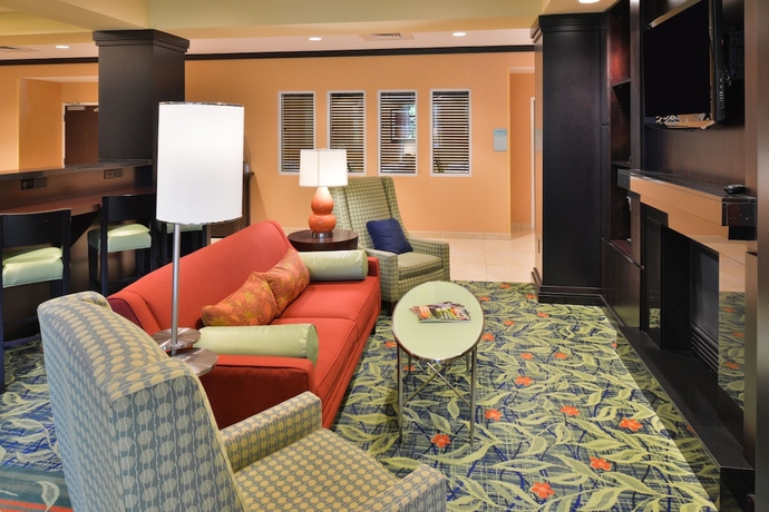 Imagen del bar/restaurante del Hotel Fairfield By Marriott Inn and Suites Tacoma Puyallup. Foto 2