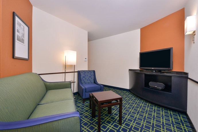 Imagen de la habitación del Hotel Fairfield By Marriott Inn and Suites Tacoma Puyallup. Foto 16