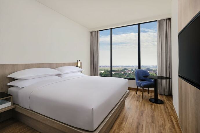 Imagen de la habitación del Hotel Fairfield By Marriott Jakarta Soekarno-hatta Airport. Foto 19