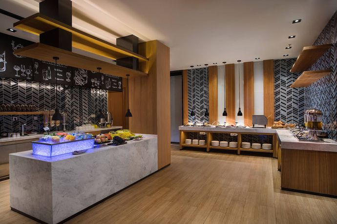 Imagen del bar/restaurante del Hotel Fairfield By Marriott Jingdezhen. Foto 6