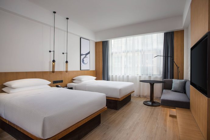 Imagen de los interiores del Hotel Fairfield By Marriott Jingdezhen. Foto 14