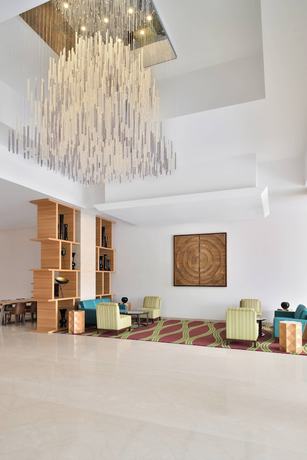 Imagen de los interiores del Hotel Fairfield By Marriott Kolkata. Foto 20