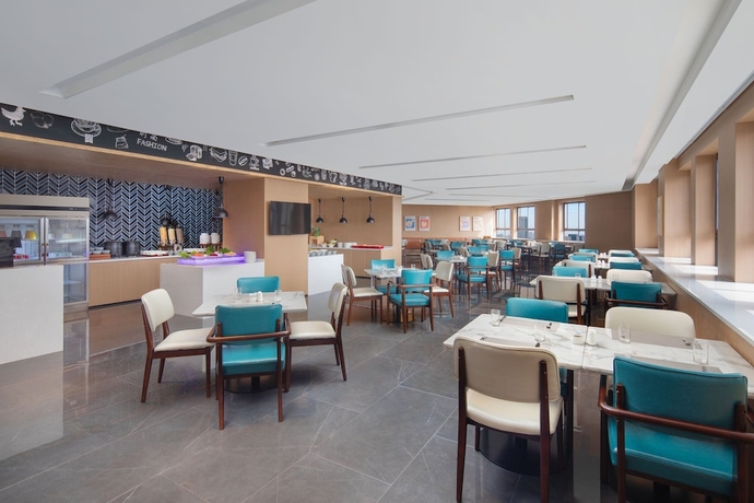Imagen del bar/restaurante del Hotel Fairfield By Marriott Kunshan. Foto 7