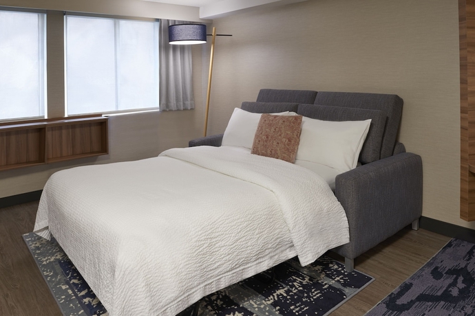 Imagen de la habitación del Hotel Fairfield By Marriott Niagara Falls, Canada. Foto 6
