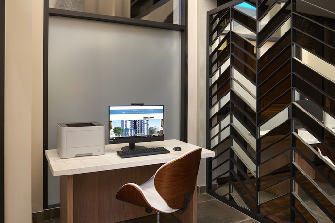 Imagen de los interiores del Hotel Fairfield By Marriott Niagara Falls, Canada. Foto 17