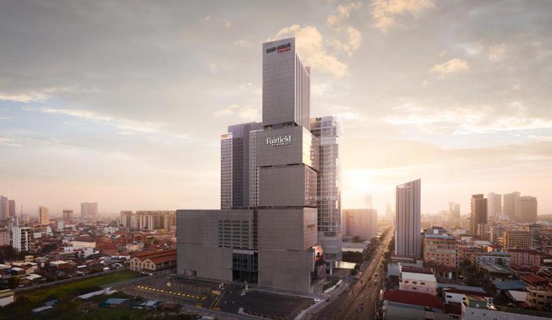 Imagen de los exteriores del Hotel Fairfield By Marriott Phnom Penh. Foto 6