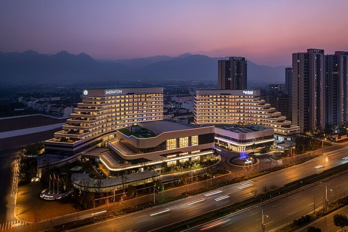 Imagen general del Hotel Fairfield By Marriott Pujiang. Foto 6