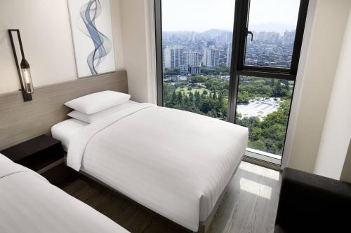 Imagen de la habitación del Hotel Fairfield By Marriott Seoul. Foto 17
