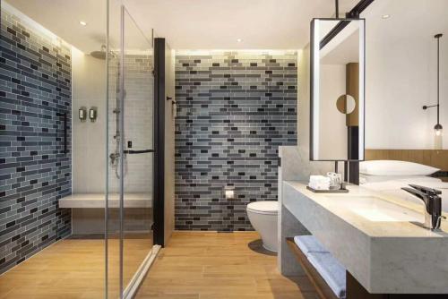 Imagen general del Hotel Fairfield By Marriott Shanghai Jingan. Foto 4