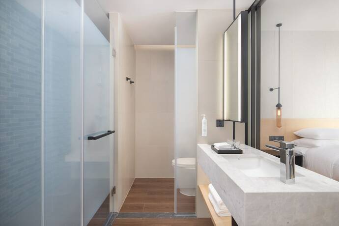 Imagen de la habitación del Hotel Fairfield By Marriott Shanghai Lingang Special Area. Foto 17