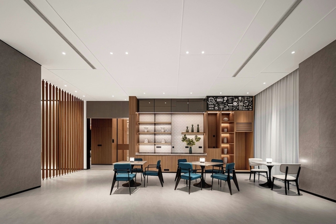 Imagen de los interiores del Hotel Fairfield By Marriott Yinchuan Xingqing. Foto 16