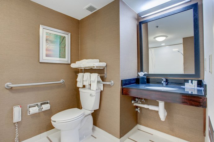 Imagen de la habitación del Hotel Fairfield Inn Amesbury. Foto 7
