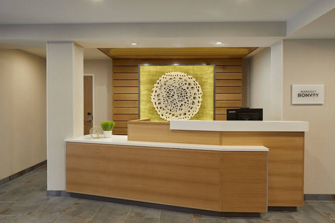 Imagen de los interiores del Hotel Fairfield Inn And Suites By Marriott Albany Airport. Foto 20