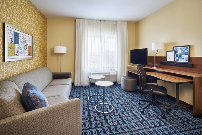 Imagen de la habitación del Hotel Fairfield Inn And Suites By Marriott Alexandria, Alexandria. Foto 13